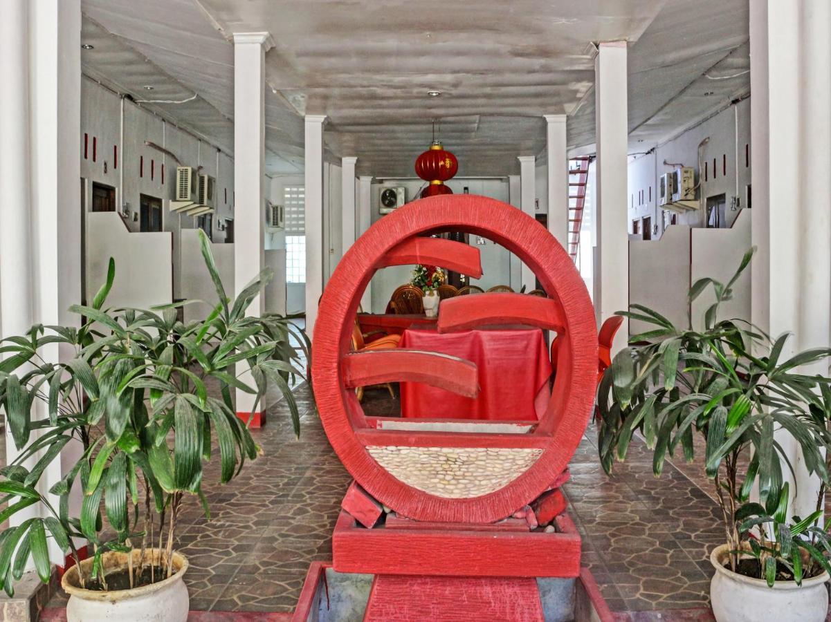 Oyo 91416 Puri 88 Homestay Kupang  Buitenkant foto