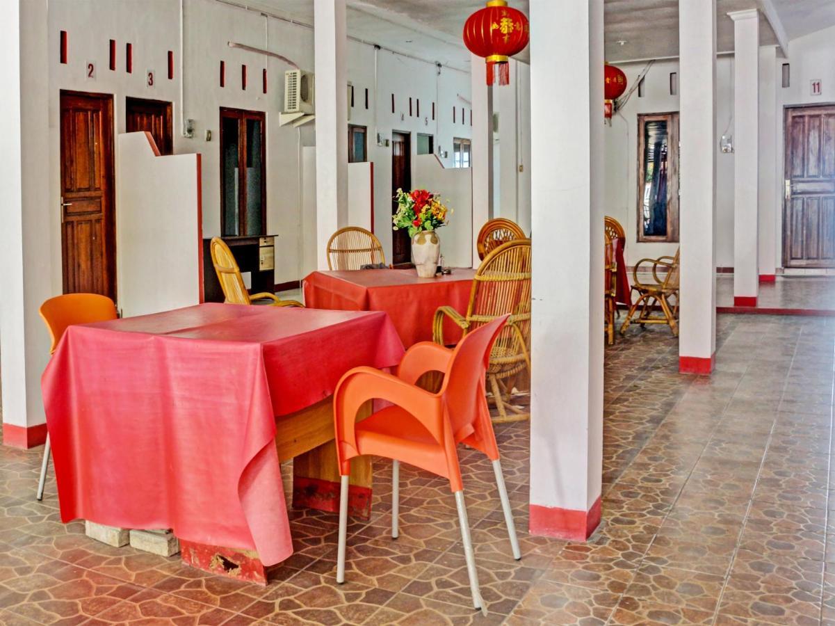 Oyo 91416 Puri 88 Homestay Kupang  Buitenkant foto